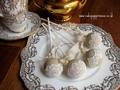Vintage Lace cake pops £3.75 ea Vintage Lace cake pops £3.75 ea